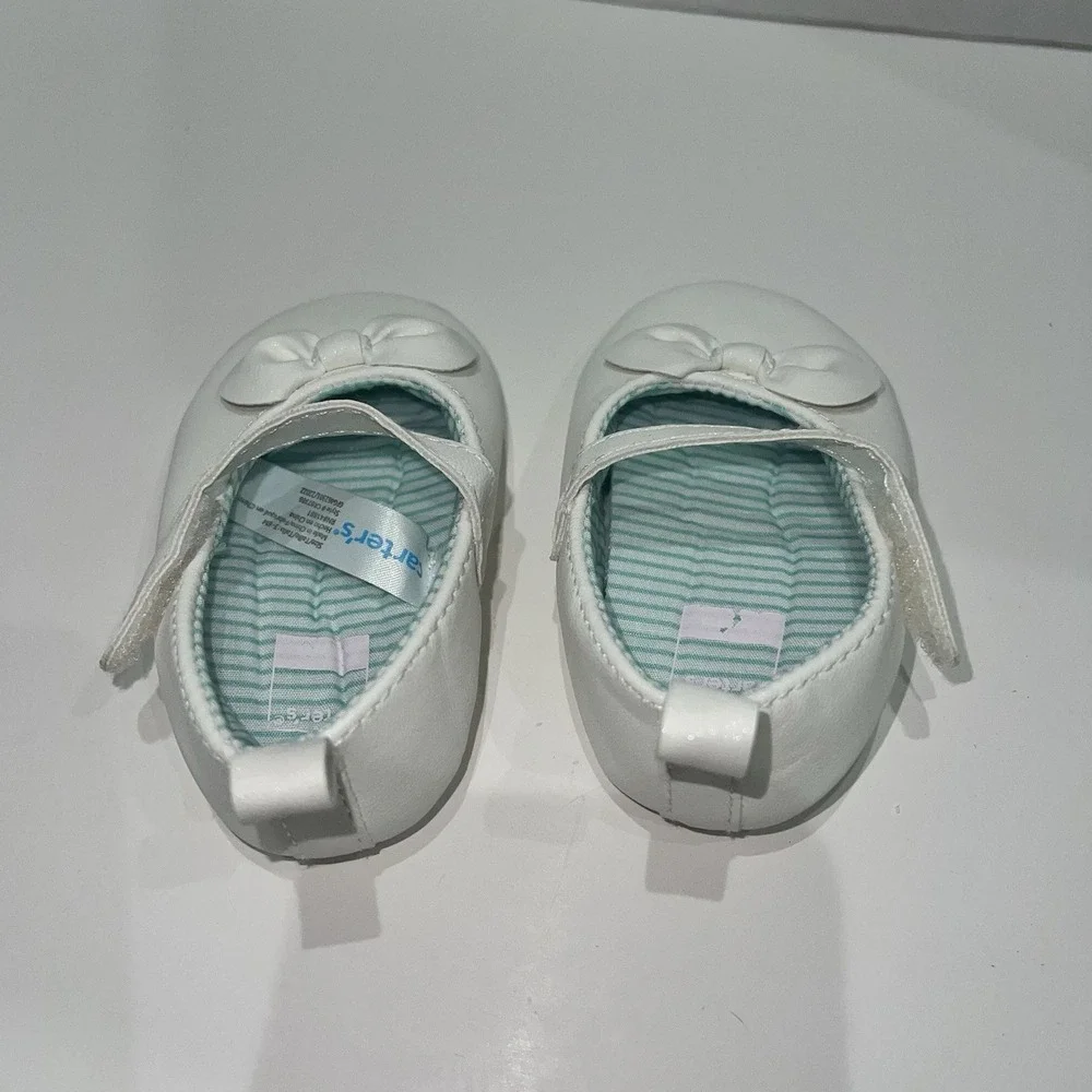 Carters Mary Jane Baby Shoes Soft Sole Size 3-6 Months